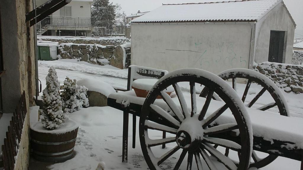 Hotel Rural La Dehesilla Barajas de Gredos Εξωτερικό φωτογραφία